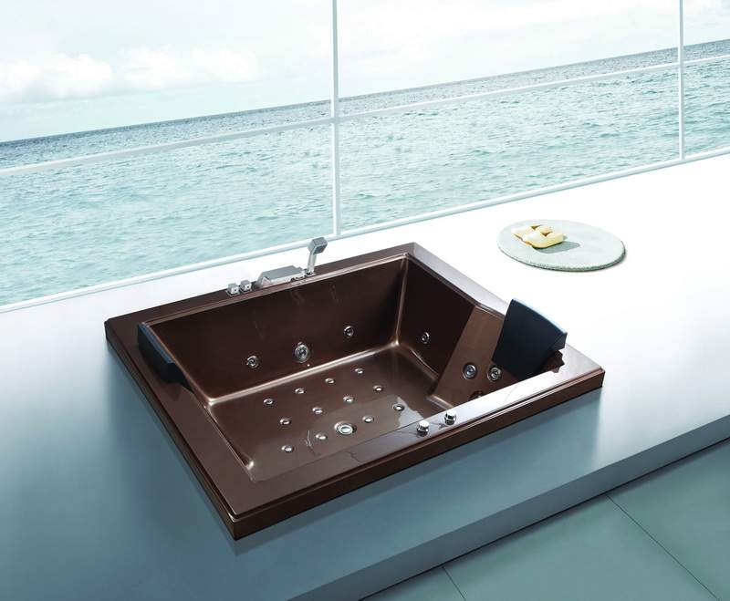 просторная ванна с гидромассажем SR5C001 (рис.2) просторная ванна с гидромассажем SR5C001 (рис.2)